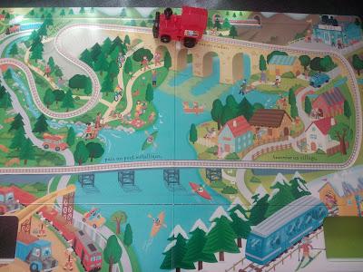 Le train - Avec 4 voies à assembler et un petit train à remonter ♥ ♥ ♥