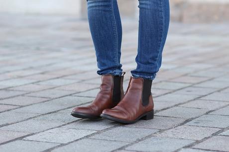 Ce petit vent frais La Halle bottines cuir marron André