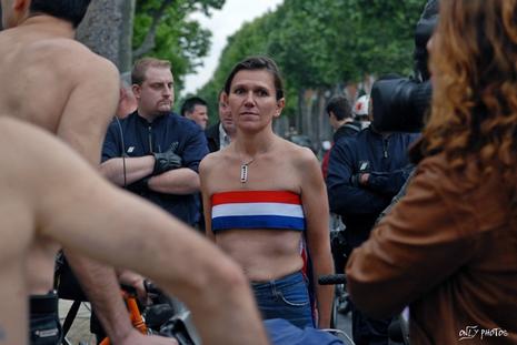 Manifestation Parisienne des cyclo-Nudistes 2008
