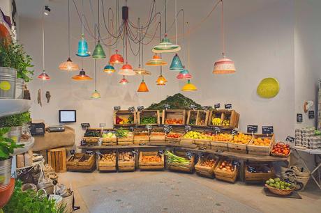 Madrid / Mama Campo : une épicerie/restaurant bio,design et colorée /