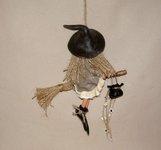 Sorcières  à suspendre en porcelaine froide