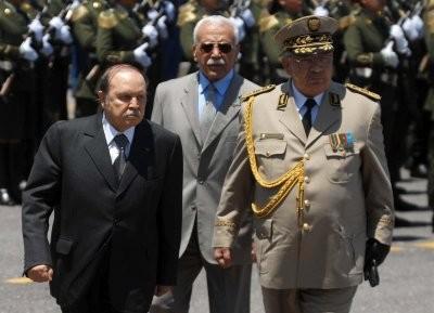 Algerie:La politique de la terre brûlée