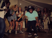 Michael Christmas Around Polyester Saint (Vidéo)