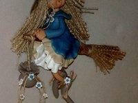 Sorcières à suspendre en porcelaine froide