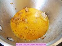 Germes de soja en omelette aromatisée et sauce aux orties (Végétarien)