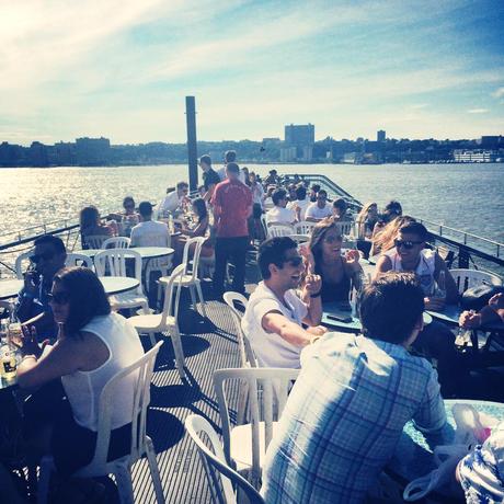 Le frying Pan, un resto bar qui flotte sur l'Hudson River