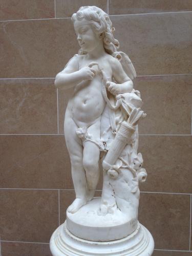 L'Amour essayant ses flèches, Jacques Saly. © Photo : Agathe Torres