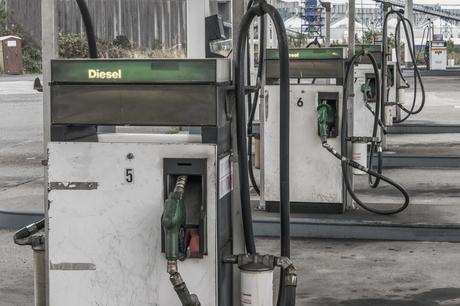 Crédit : diesel par Shutterstock