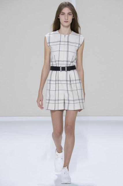 Le défilé Femme printemps et été 2016 de Hermès.