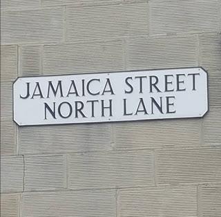 Samantha Young fait un joli clin d'oeil à sa saga Dublin Street