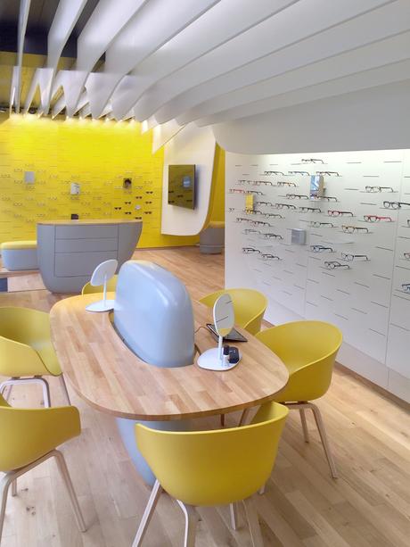 Netlooks boutique lunetterie par Antoine Lesur et Marc Venot