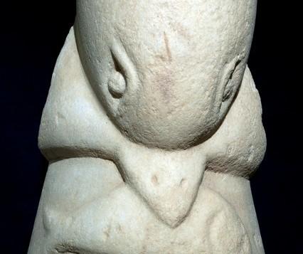 Un mystérieux dauphin en marbre vieux de 2000 ans trouvé près de Gaza