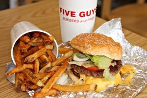 Prochainement à Paris Five-Guys-burgers
