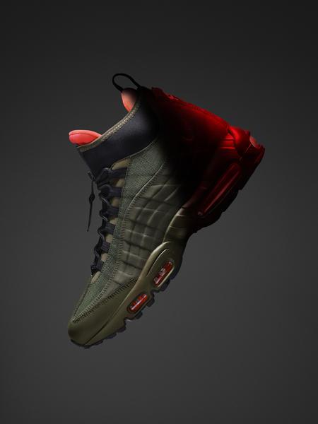 THE NIKE SNEAKERBOOTS Mens 2