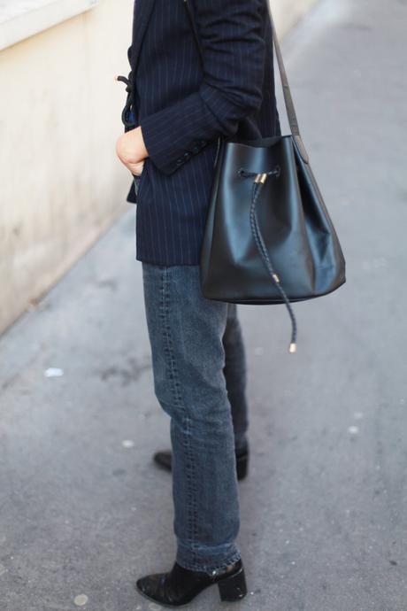 THE BLUE SILK TOP