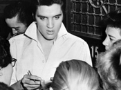 piano d'Elvis, peau d'un tambour Beatles enchères