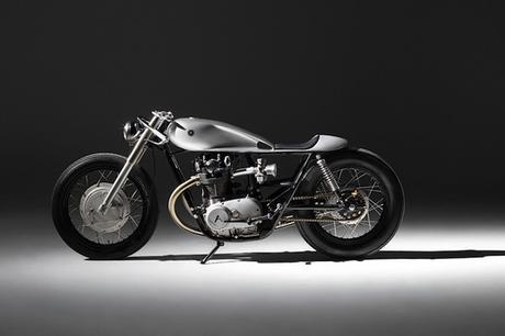 autofabric-type-6-custom-motorcycle-02-818x546