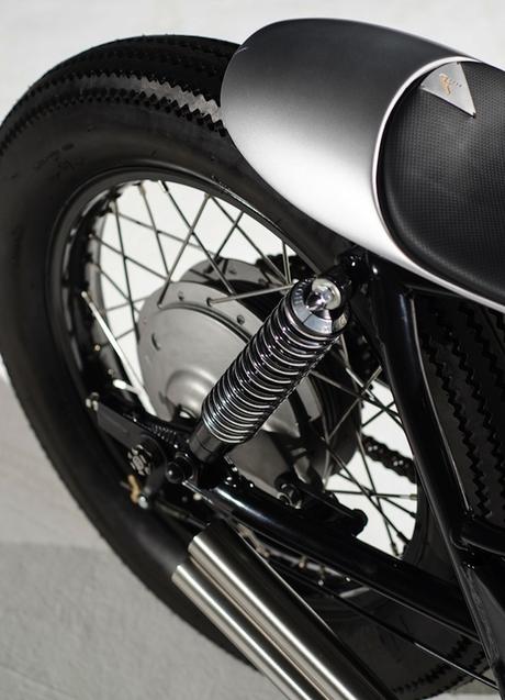 autofabric-type-6-custom-motorcycle-09-818x1133