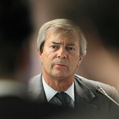 Avec Bolloré, c'est Canal moins d'investigation. 