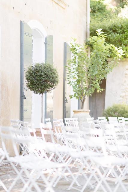 UN MARIAGE EN PROVENCE...PAR HAYLEY