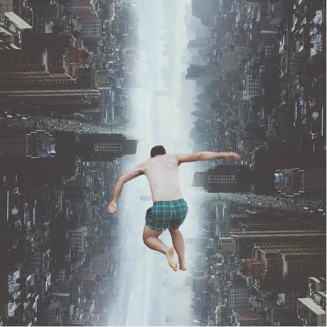 Les  photographies surréalistes de Charlie Davoli