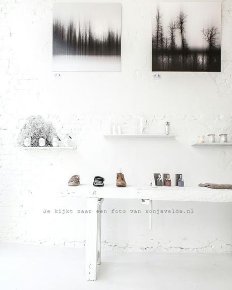 Amsterdam / Cottoncake : concept-store  aux murs blancs /