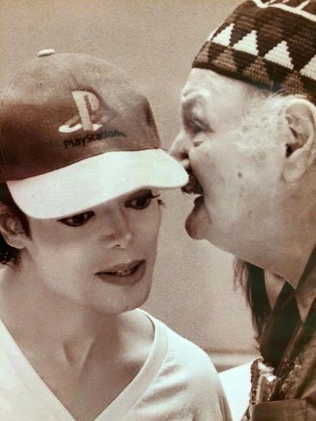 Michael Jackson déguisé en Nosferatu à une convention de films d'horreur en mai 1995? WITH AL LEWIS