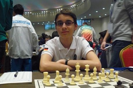 Un jeune joueur d'échecs prêt à en découdre - Photo © Chessdom 