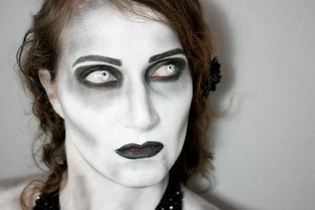 zombie-makeup