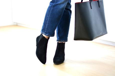 Communication SMS PATSHA BOOTS BY ISABEL MARANT