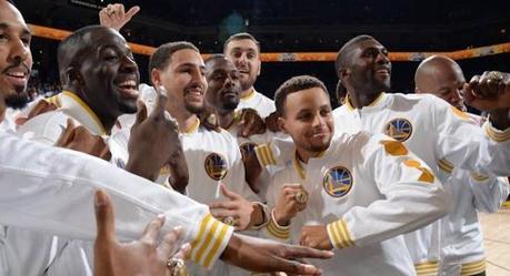 Les Golden State Warriors ont reçu leur bague de champion