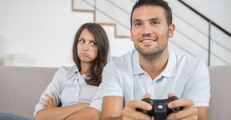 10 manies qu'on ne supporte pas chez notre mec