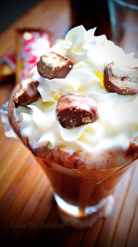 Chocolat chaud maison au Twix ®