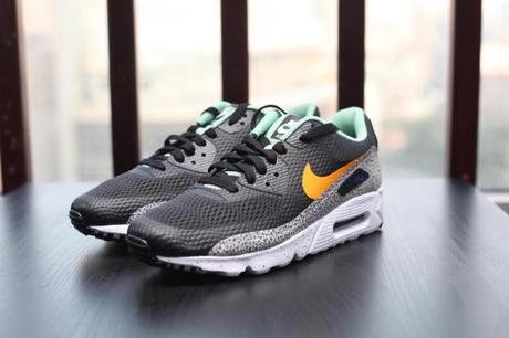 Nike-Air-Max-90-Ultra-Reflective-Safari-2-819474-008