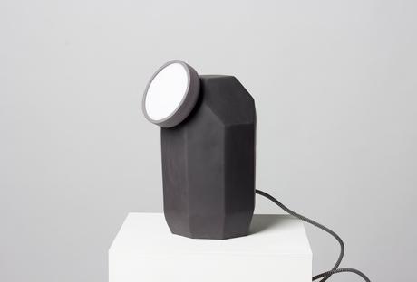 Project Play lampe caoutchouc magnétique par Oliver Staiano