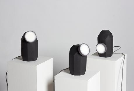 Project Play lampe caoutchouc magnétique par Oliver Staiano