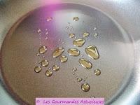 Riz accompagné de ses 3 poêlées de légumes (mourron, tétragone, plantain, cardamine, champignons) (Vegan)