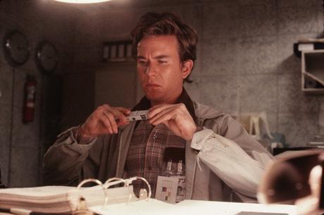 Le Jeu du Faucon : Critique