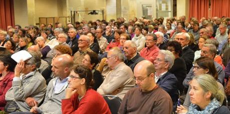 Le débat sur les pesticides fait salle comble et effraye