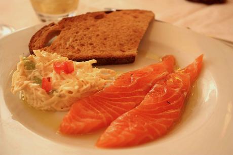 Saumon cru d'Ecosse mariné, cèleri rémoulade © P. Faus