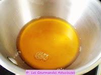 Coings aux 4 Epices et leur sauce chocolat (Vegan)