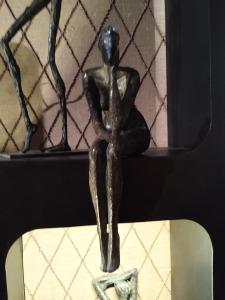 Galerie Géraldine BANIER exposition Sylvie MANGAUD » Solo show » dessins et sculptures IMG_9308