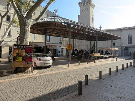 Lou nouvèu marcat i niero 3229878791.jpg