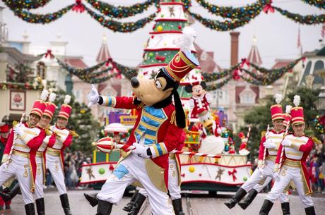 C’est déjà Noël à Disneyland Paris !