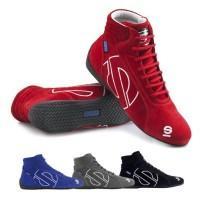 Les accessoires qui feront de vous un pilote de rallye accompli Les accessoires qui feront de vous un pilote de rallye accompli