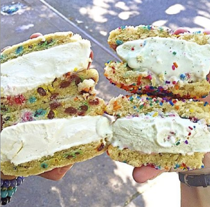 Le Ice Cream Sandwich