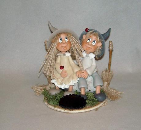 P'tit couple de sorcier en porcelaine froide