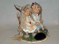 P'tit couple de sorcier en porcelaine froide