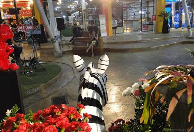 UD town music in night-market