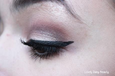 Tutoriel Maquillage : Bright eyes & Vampy lips